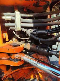 Pale Gommate 2006 Hitachi ZW 220 (18)