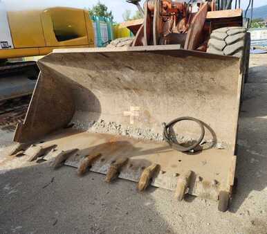 Pale Gommate 2006 Hitachi ZW 220 (4)