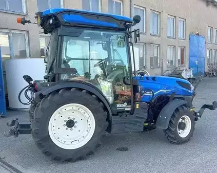 Muut 2023 New Holland Construction T4.100 N (2)