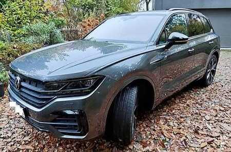 Ostatní 2023 Volkswagen (Volkswagen) 3.0 TDi R-line 4-motion (8)
