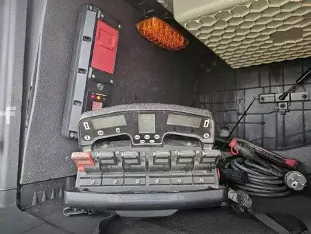 Outro 2018 Volvo FH 540 + HIAB 548 (11)