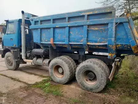 Egyéb 0 Tatra 815 (2)
