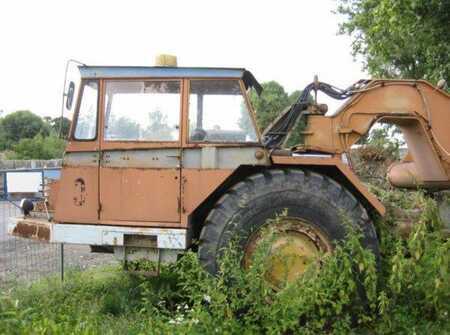 Skrejpry 1975 Stavostroj / AMMANN T200 S10.1 (5)