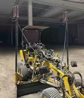 Grejdry 2023 [div] _JINÉ (USA) LG Laser-Grader 106 PCE-E 6WD (4)