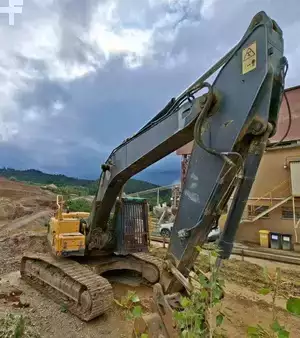 Excavadoras de cadenas 2009 Volvo EC 240 CL (4)