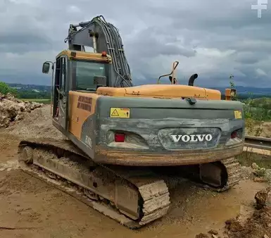 Excavadoras de cadenas 2009 Volvo EC 240 CL (5)