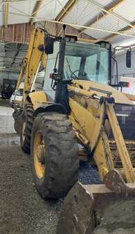 Komatsu WB 97S-2