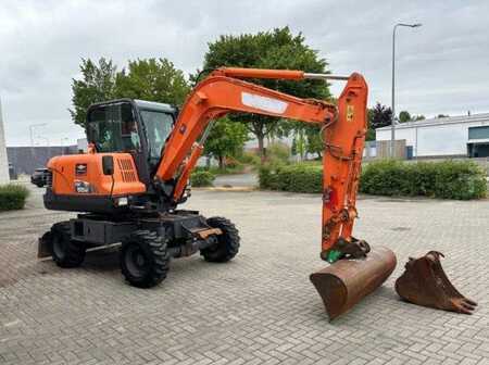 Wheel Excavators 2015 Doosan DX55WK (2)