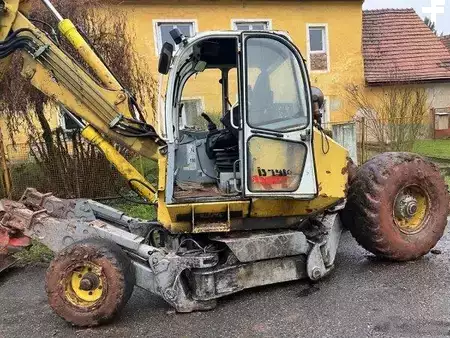 Kedjegraver 1999 Menzi Muck A71 T2 M (2)