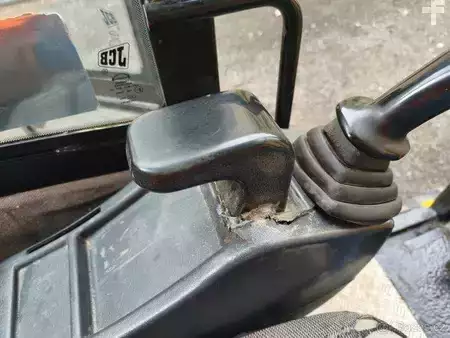 Minigraafmachines 2001 JCB 8060 (10)