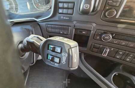 Outro 2021 Scania S 450 (14)