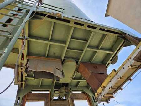 Ostatní 2000 [div] _JINÉ (CZ) DŘEVO TRUST (14)