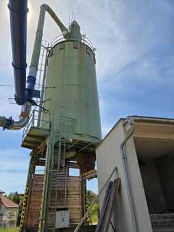 Ostatní 2000 [div] _JINÉ (CZ) DŘEVO TRUST (3)