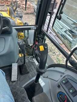 Rigid Backhoe Loader 2018 New Holland Construction B100C (12)