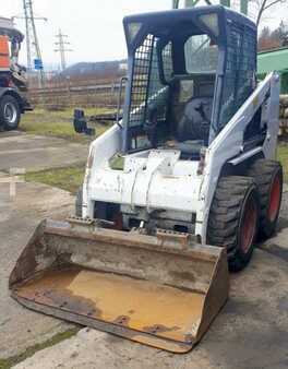 Kompaktní nakladače 2004 Bobcat S130 (2)