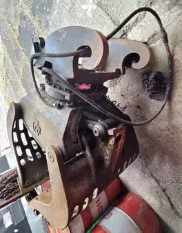 Hydraulic Excavators 1996 Caterpillar 325 LN (9)