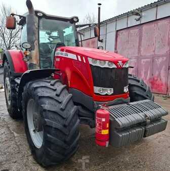 Ostatní 2012 Massey Ferguson (Massey Ferguson) 8690 (1)