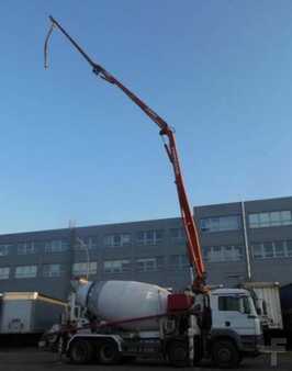 Lastbilmonterede betonpumper 2005 MAN TGA 35.410 +Sermac (4)