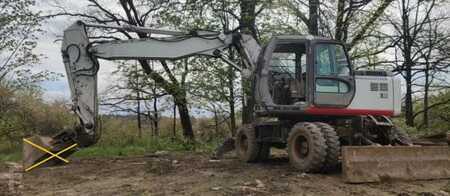 Escavatori gommati 2008 Hitachi Zaxis ZX 160 W (1)