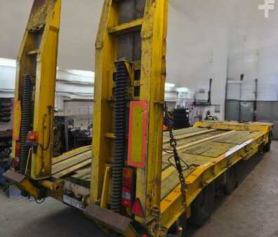 Andet 2005 Schwarzmüller TU 30/100 (2)