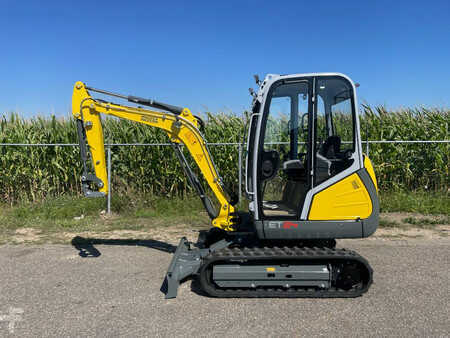 Mini kotrógép 2022 Wacker Neuson ET24 (1)