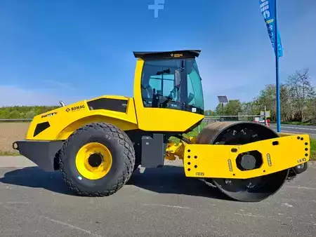 Walce  2026 BOMAG BW 213 D-5 PL | 2026 (3)