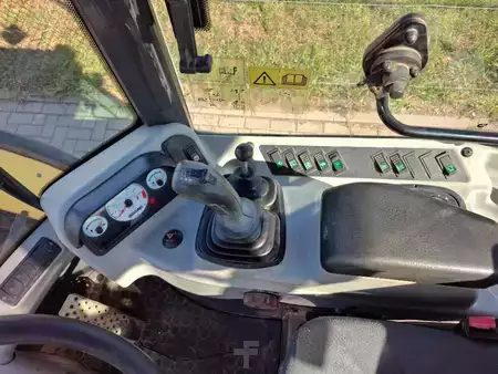 Kerekes rakodó 2014 New Holland Construction W 60 B TC | 2014 (11)