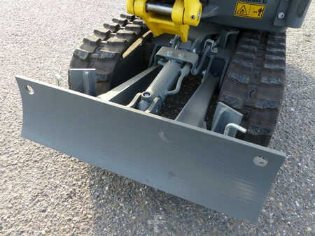 Mini kotrógép 2022 Wacker Neuson 803 (8)