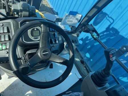 Wielladers 2023 Kramer 8115 | 2024 (11)