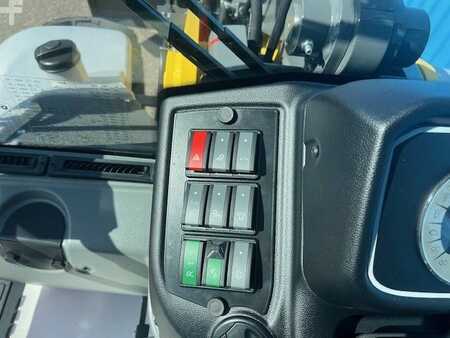 Wielladers 2023 Kramer 8115 | 2024 (13)