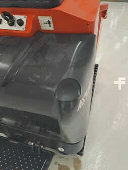 Mini-wywrotki 2022 Kubota KC110HR-4 (13)