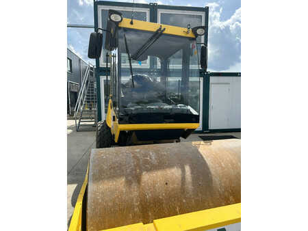 Enkelt tromlekomprimator 2023 BOMAG BW 177 D-5 (7)