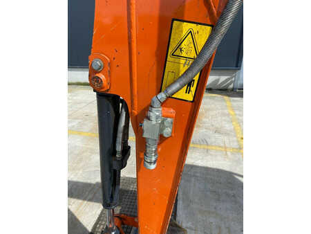 Mini kotrógép 2021 Hitachi ZX 19 U-6 (11)