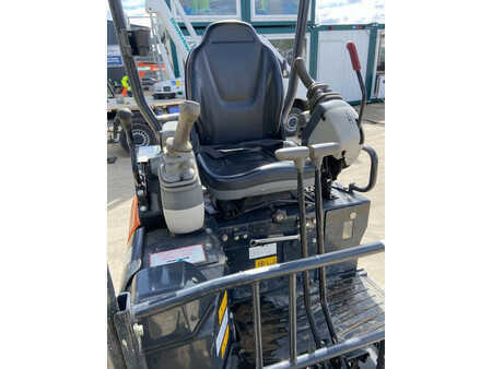 Mini kotrógép 2021 Hitachi ZX 19 U-6 (14)
