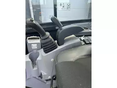 Mini excavators 2022 Kubota U36-4 (7398) (18)