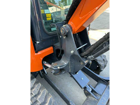 Mini-koparki 2024 Hitachi ZX 26 U-6 (16)