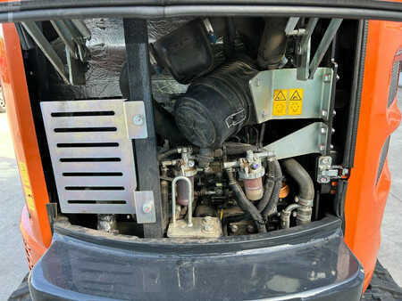 Mini-koparki 2024 Hitachi ZX 26 U-6 (18)