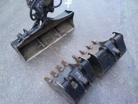 Kettenbagger 2020 KATO IMER 27V5 (3)
