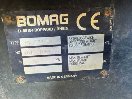 Sestavy válců 2002 BOMAG D177D-3 (19)