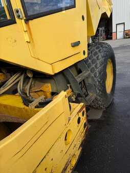 Sestavy válců 2002 BOMAG D177D-3 (8)