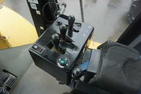 Radlader 2000 Caterpillar 966 G (13)