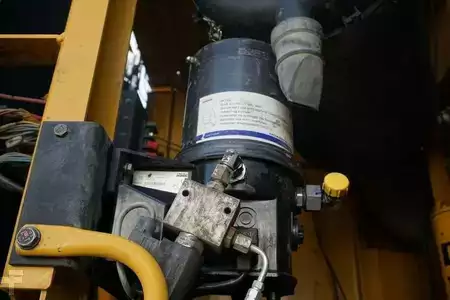 Lánctalpas kotrógép 2016 Caterpillar 340F (18)