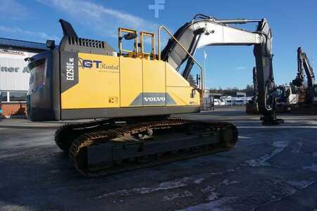 Korečková rýpadla 2015 Volvo EC 250 E NL (3)