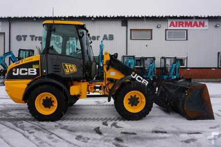 JCB 409