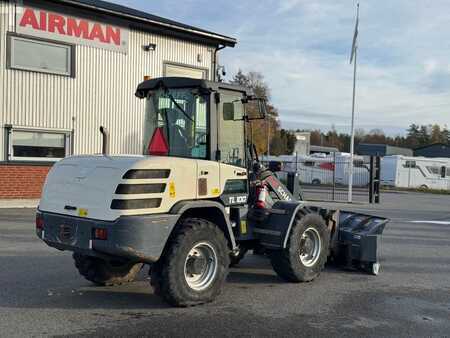 Kerekes rakodó 2019 Terex TL 100 (4)