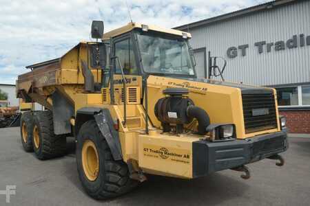 Knickgelenkte Muldenkipper/Dumper 2005 Komatsu HM300-1 (1)