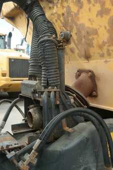 Knickgelenkte Muldenkipper/Dumper 2005 Komatsu HM300-1 (11)