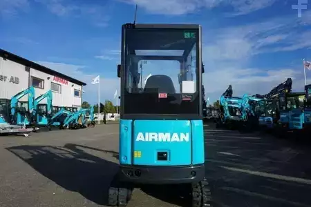 Mini excavadoras 2021 Airman AX19-7 *Få Timmar* (5)