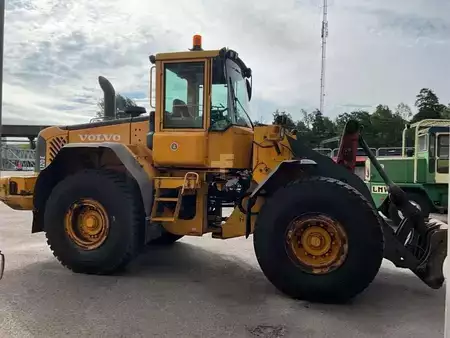 Radlader 2002 Volvo L 120 E (1)