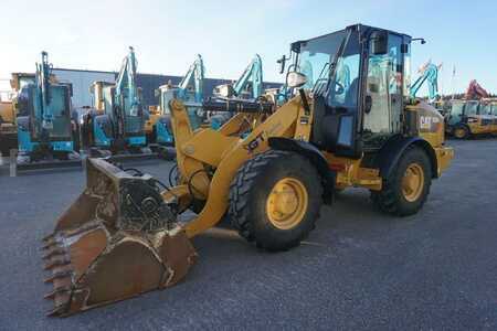 Radlader 2019 Caterpillar 906 M (1)